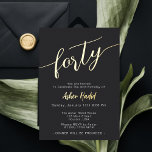 Elegantes Golden Script 40. Geburtstags-Party Folieneinladung<br><div class="desc">Elegantes Golden Script 40. Geburtstag Party Foil Einladung. 40 zu drehen sah noch nie so schicken 🥂 aus. Set den Ton für Ihr fabelhaftes Party mit unserem eleganten Goldenen Script 40. Geburtstag Party Foil Einladung. Feiern Sie seinen Geburtstag mit diesen schicken 40. Geburtstagsgeschichten mit "40" in der modernen Goldfolie handgezeichnete...</div>