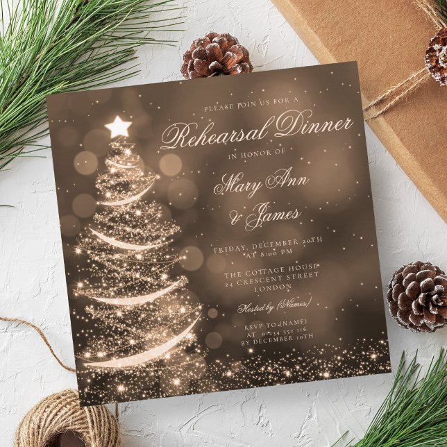 Elegantes Goldenes Weihnachtsfest Probe Abendessen Einladung (Elegant Gold Christmas Rehearsal Dinner Invitation)