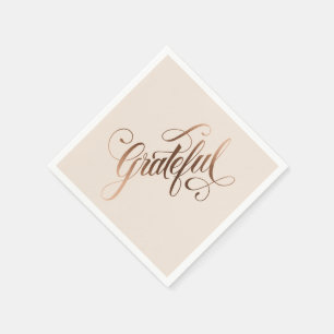 Elegantes Grateful-Script für Erntedank in Imitate Serviette