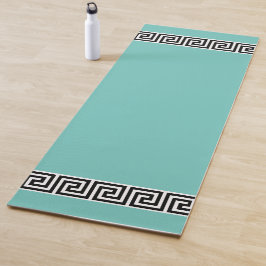 Elegantes griechisches Muster auf Aquamarin Yogamatte