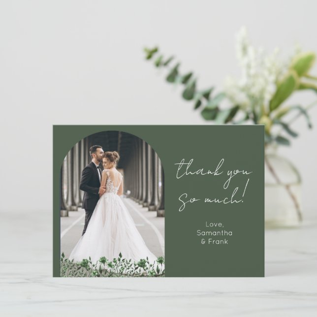 Elegantes grünes Foto Hochzeit Dankeskarte (Stehend Vorderseite)