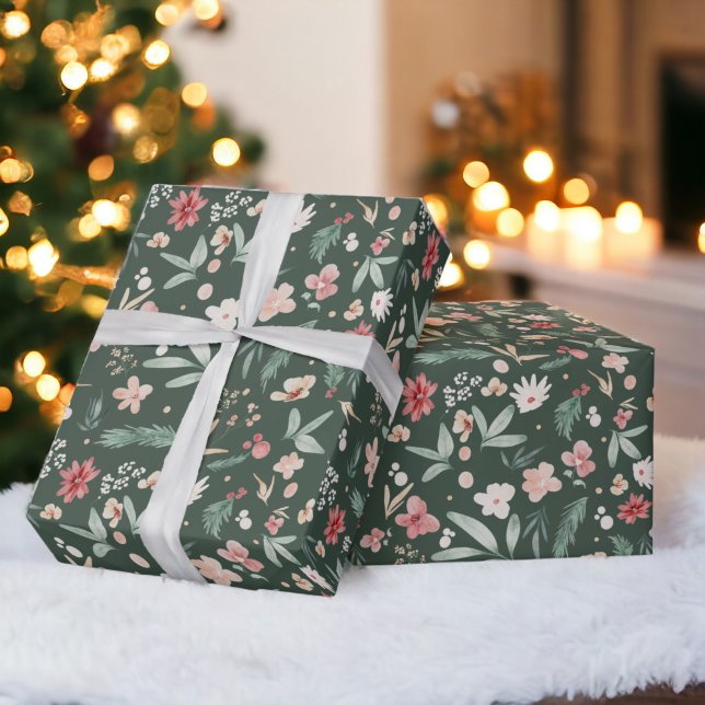Elegantes grünes Soft Watercolor Geschenkpapier (Elegant green Soft Watercolor Floral Christmas Wrapping Paper)