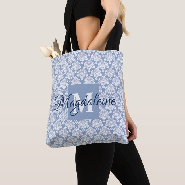 Elegantes helles Blue & White Damask Monogramm und Tasche (Von Nahem)
