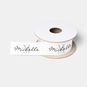 Elegantes individuelles Monogramm 3,8 cm weiß Weih Satinband