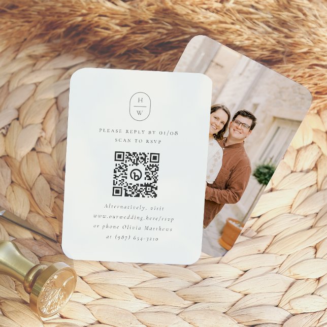 Elegantes Initials Foto QR Code Hochzeit RSVP Begleitkarte (Card Front & Back Mock-up)
