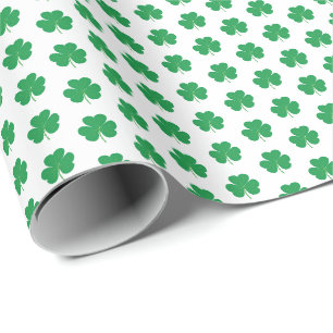 Elegantes Irisches Kleeblattmuster Grün Weiß Geschenkpapier