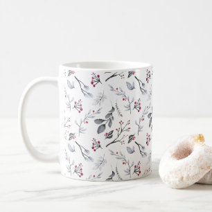 Elegantes klassisches Weihnachtsgebäck und Berries Kaffeetasse