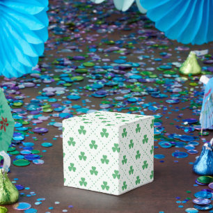 Elegantes Kleeblattmuster Klassisch 2x2x2 Geschenkschachtel