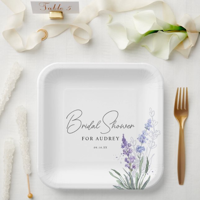 Elegantes Lavender Watercolor-Brautparty Pappteller (Hochzeit)
