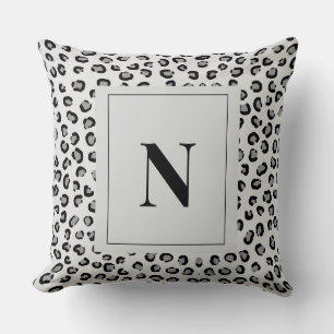 Elegantes Leopardenmuster-Monogramm-Wurfkissen Kissen