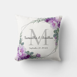 Elegantes Lila Blumenkissen Kissen