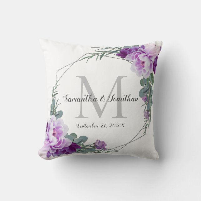 Elegantes Lila Blumenkissen Kissen (Vorderseite)