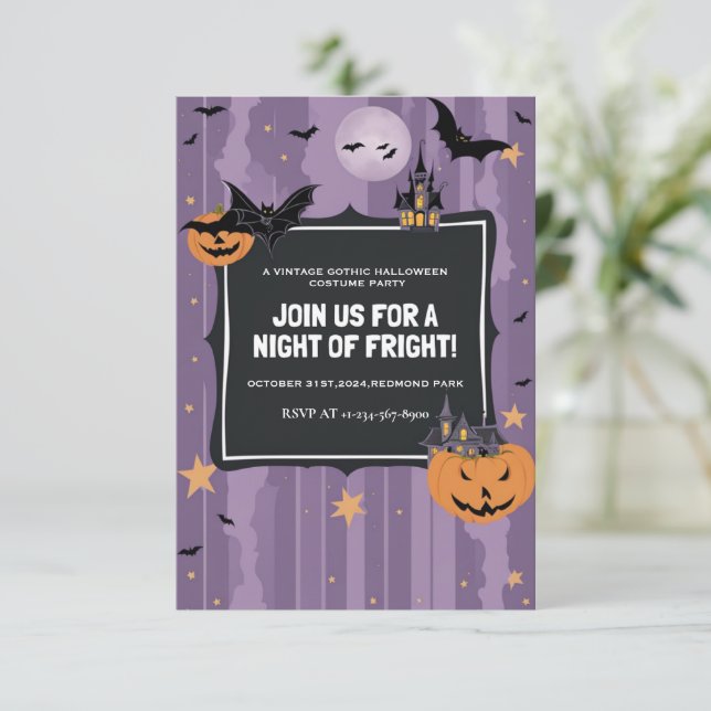 Elegantes Lila Halloween-Kostüm-Party Einladung (Stehend Vorderseite)