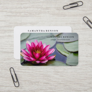Elegantes Lotusblumen-Logo Yoga Visitenkarte