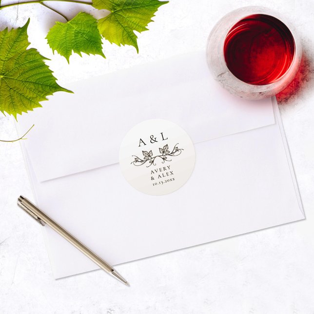 Elegantes Minimal White Black Monogram Wedding Wap Runder Aufkleber (Von Creator hochgeladen)