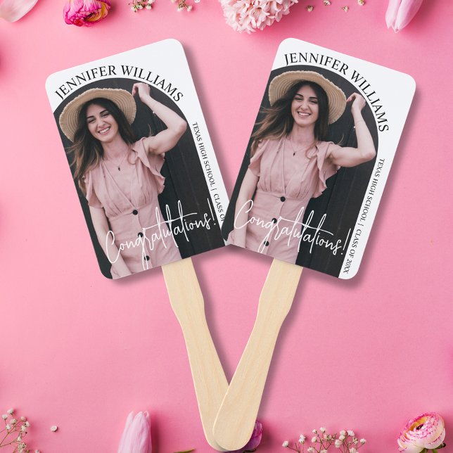 elegantes minimalistisches Foto aus Abschluss Fächer (Von Creator hochgeladen)