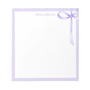Elegantes Minimalistisches Lila Bow Monogramm Notizblock