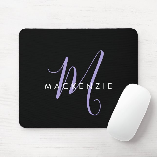 Elegantes, modernes Black Lavender Script Monogram Mousepad (Mit Mouse)
