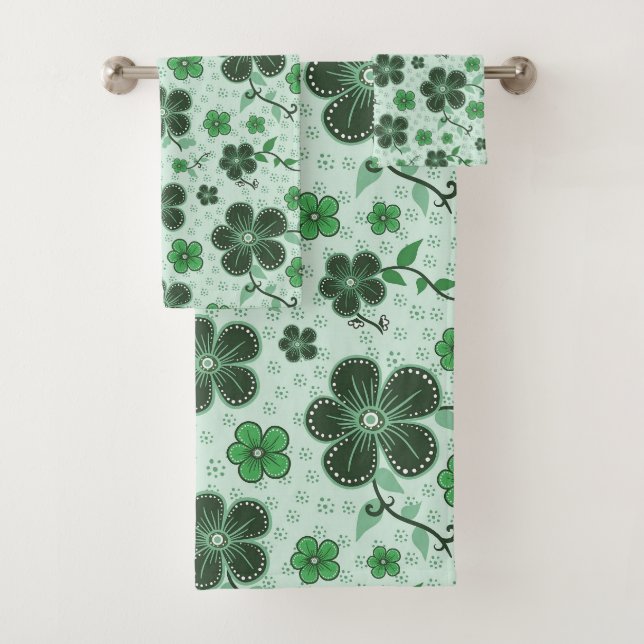 Elegantes, modernes Blumenmuster auf Grün Badhandtuch Set (Insitu)