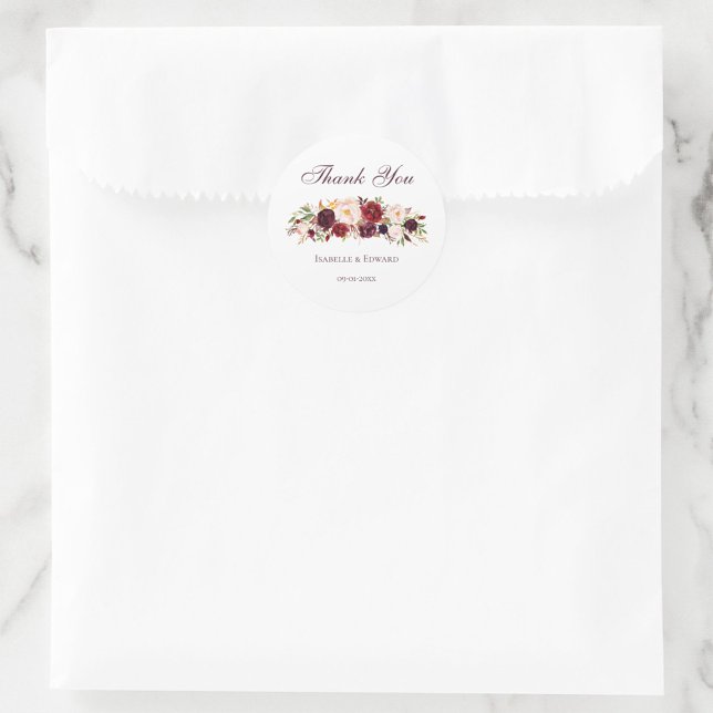 Elegantes modernes Burgund & Blush Rose Bouquet Runder Aufkleber (Von Creator hochgeladen)