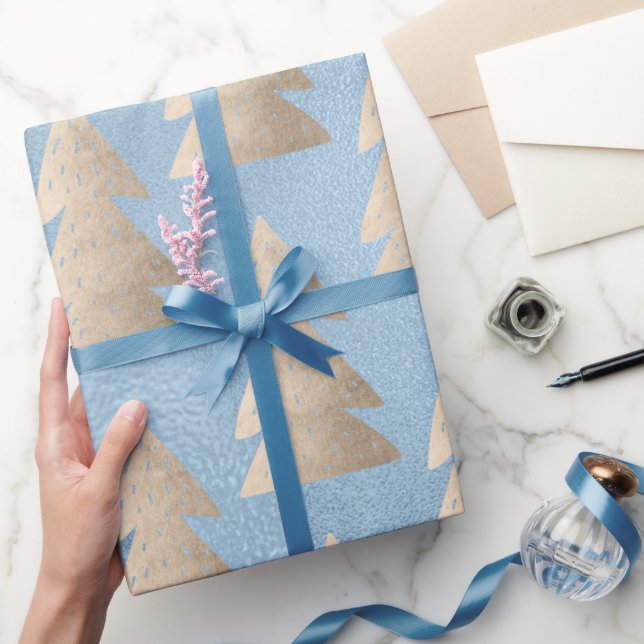 Elegantes modernes goldblaues Weihnachtsbaummuster Geschenkpapier (Schenken)
