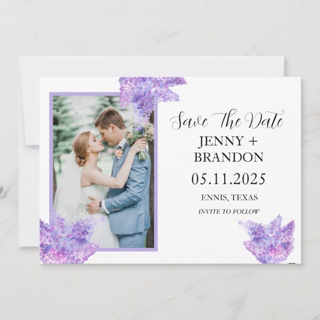 Elegantes modernes Lila Lilac Floral Foto Hochzeit Save The Date (Vorderseite)