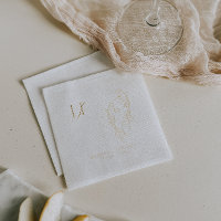 Elegantes Monogramm | Goldene Koi-Fisch-Hochzeit