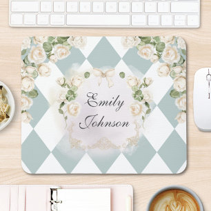 Elegantes Monogramm Weiße Rosen Grüne Blätter Diam Mousepad