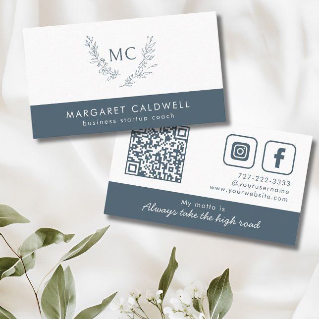 Elegantes Monogramm-Wraath-Neutral-Slate Visitenkarte (Slate Gray Monogram Wreath Social Media Business Card)