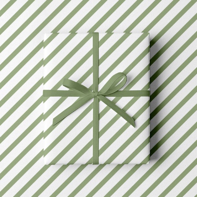 Elegantes Muster der grünen Streifen Geschenkpapier (Sage Green White Stripes Pattern Wrapping Paper)