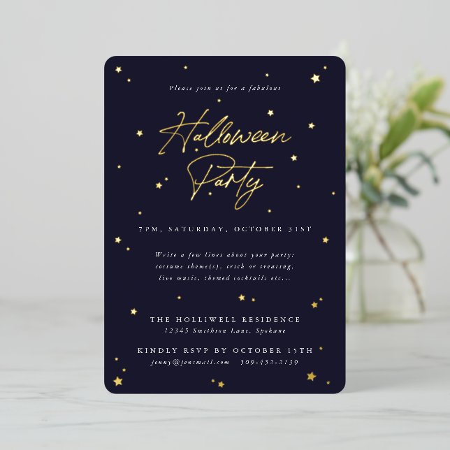 Elegantes Navy+Gold Scattered Stars Halloween-Part Folieneinladung (Stehend vorne)