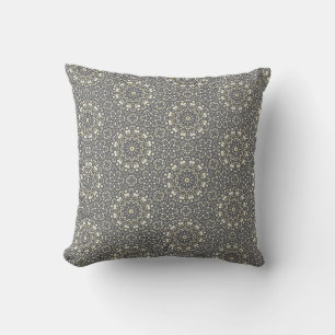 Elegantes neutrales Mandala-Punktmuster Kissen