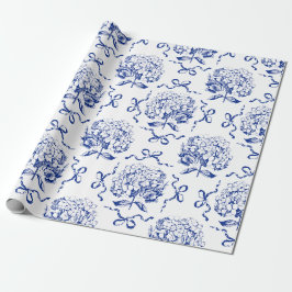 Elegantes Preppy Blue Toile Hydrangea Bow Muster Geschenkpapier