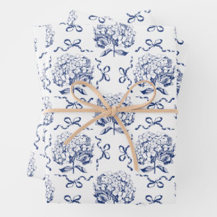 Elegantes Preppy Blue Toile Hydrangea Bow Muster Geschenkpapier Set