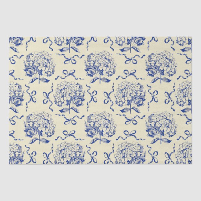 Elegantes Preppy Blue Toile Hydrangea Bow Muster Seidenpapier (Vorderseite)