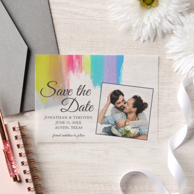 Elegantes Rainbow Couple Foto Save the Date (Hochzeit)