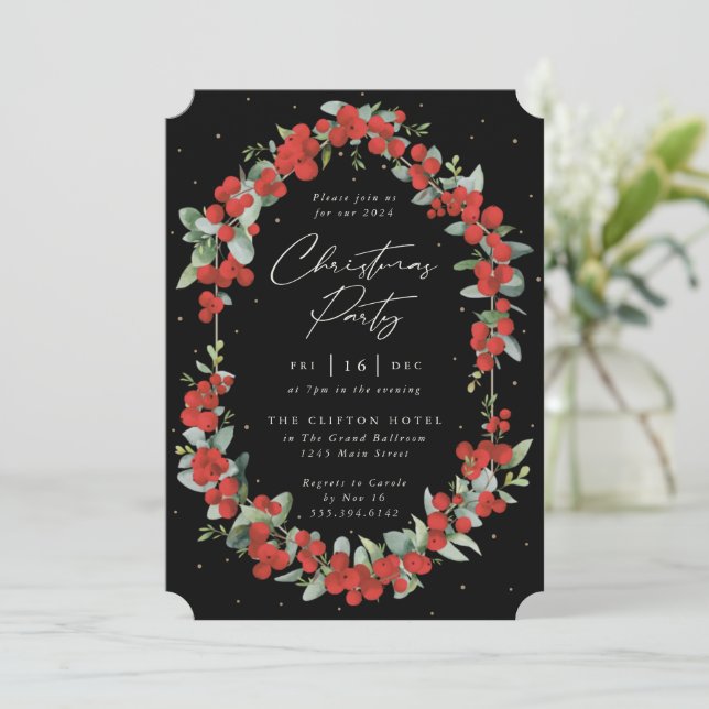 Elegantes Red Berry + Eukalyptus Weihnachtsfest Pa Einladung (Stehend Vorderseite)