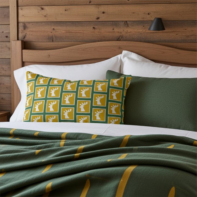Elegantes Rentier Head Pattern Golden und Green Lendenkissen (Von Creator hochgeladen)