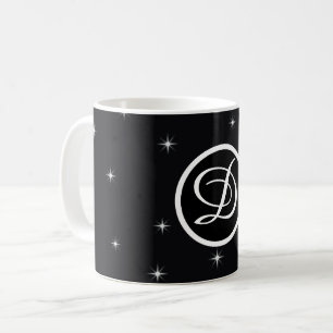 elegantes Retro-Ambiente in Schwarz-Weiß Kaffeetasse