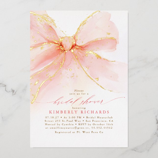 Elegantes Romantisches Soft Pink Bow-Brautparty Folieneinladung (Vorderseite)