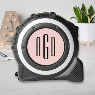 Elegantes rosafarbenes 3-Buchstaben-Monogramm Maßband