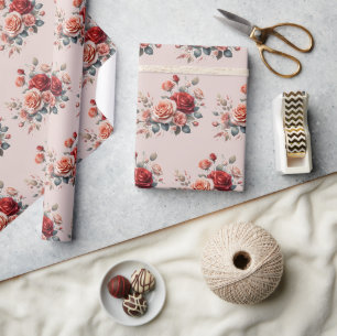 Elegantes Rot und Pfirsichblüte Geschenkpapier
