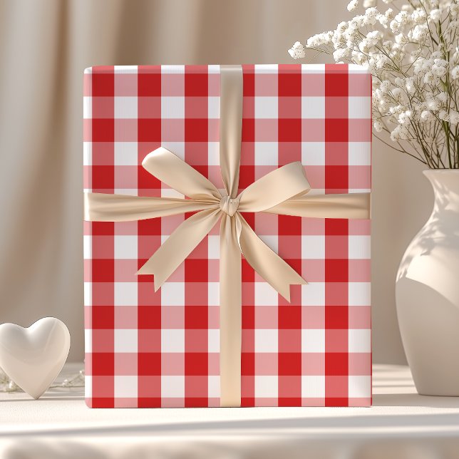 Elegantes rotes Gingham-Muster Geschenkpapier (Von Creator hochgeladen)