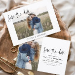Elegantes Save the Date Script Foto Minimalistisch<br><div class="desc">Hochzeit Speichern Sie die Datumskarten,  die ein Foto auf der Vorder- und Rückseite haben. Die Save the Date-Karten enthalten eine moderne,  handgeschriebene,  kursive Schriftzeichen-Typografie,  die elegant,  einfach und modern nach einem einfachen Hochzeitstag-Fest zu verwenden sind.</div>