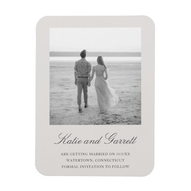 Elegantes schlichtes graues Foto Save the Date Magnet (Vertikal)