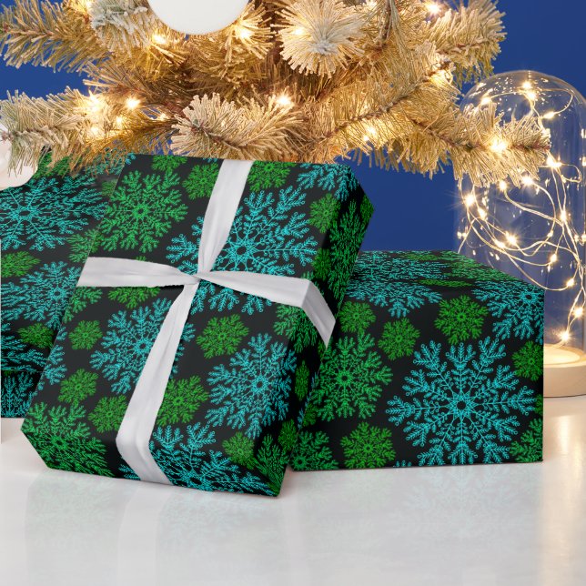 Elegantes Schneeflocken Wintermuster Geschenkpapier (Feiertage)