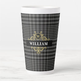 Elegantes Schwarz-Grau-Kariertes Monogramm Milchtasse