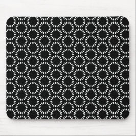 Elegantes Schwarz-Weiß-Blüten-Mandala-Muster Mousepad