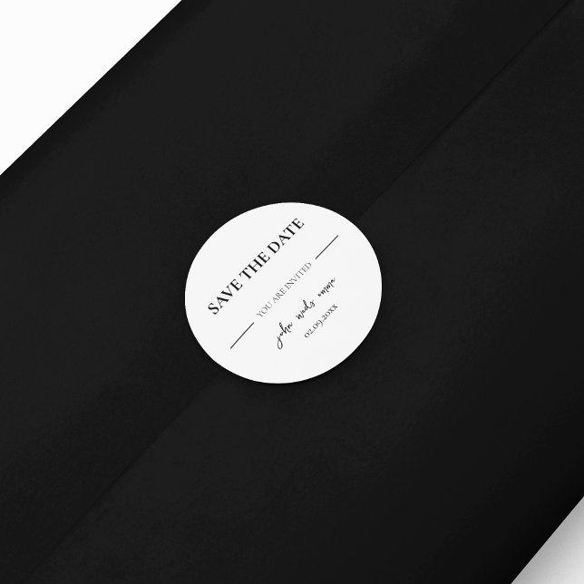 Elegantes Schwarz-Weiß-Hochzeitstil Runder Aufkleber (invite your guests with a small gift along with a sticker)