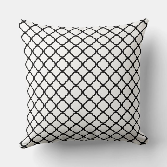 Elegantes Schwarz-Weiß-Quatrefolienmuster Kissen (Rückseite)